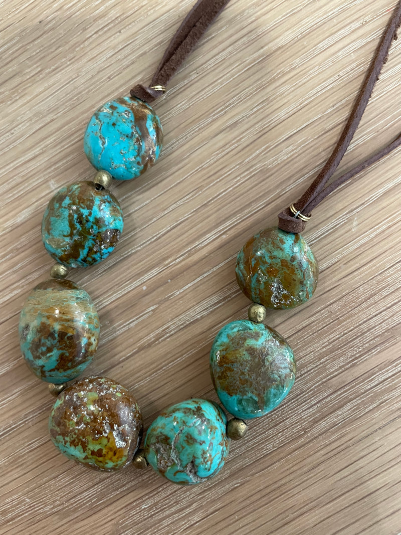 Hatband with large turquoise chunks